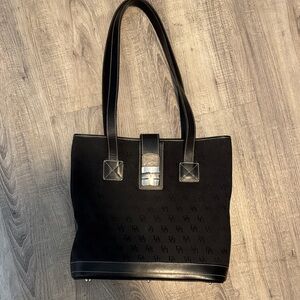 Dooney & Bourke Black Shoulder Bag with Logo Accent